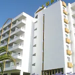 Luar Hotel