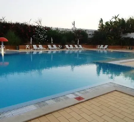 Otel Luar 3*