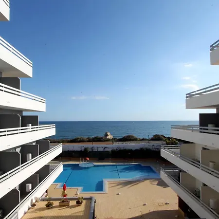 Hotel Luar