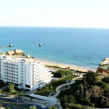 Hotel Luar