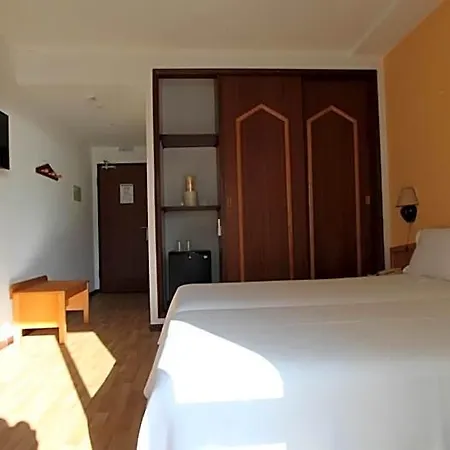 Luar Szálloda 3*
