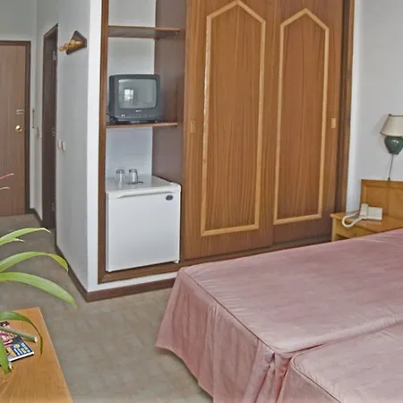 Luar Szálloda 3*