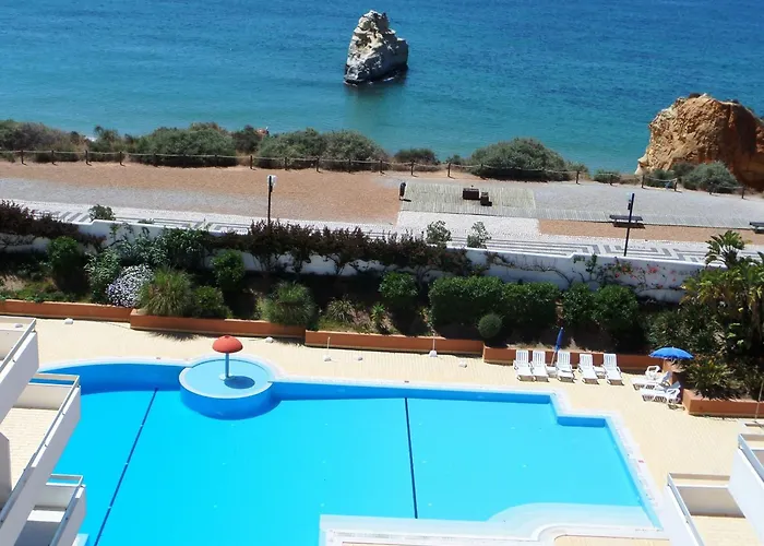 Luar ホテル ポルティマン