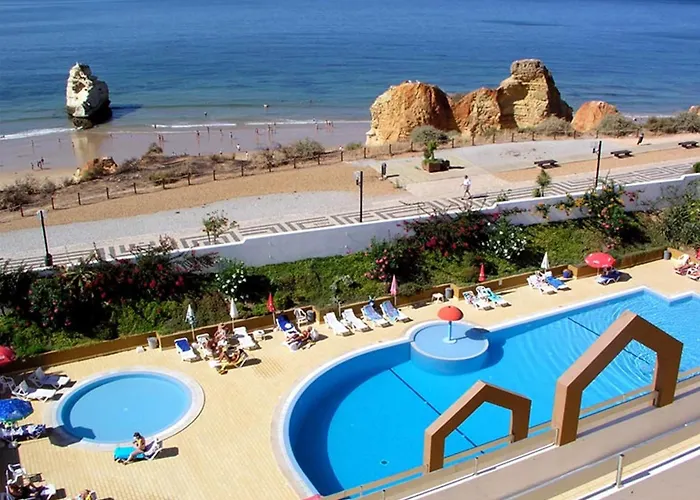 ホテル Luar ポルティマン